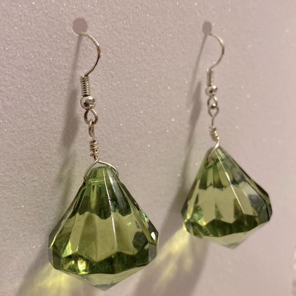 Emerald Drop - Picture 2 of 2